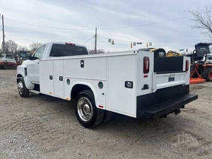 Chevrolet Silverado 4500 d'occasion en excellent état, modèle 2020 - Product Image 3