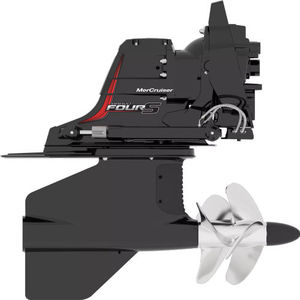 Moteur diesel 6 cylindres 4 temps Mer-Cruiser Bravo Four S neuf pour embarcation - Product Image 2