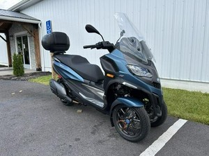 BEST Nouveau 2027 PiaggioS MP3 530 Exclusive 530 Maxi <span class=keywords><strong>Scooter</strong></span> à trois <span class=keywords><strong>roues</strong></span> inclinable Fabriqué en Italie - Product Image 2