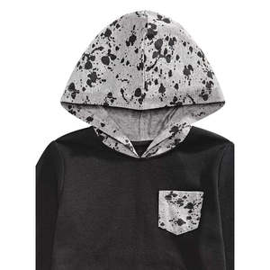 T-shirt con cappuccio per bambini Epic Threads, colorblock, con stampa a schizzi, in maglia termica, taglia 4T, nero - Product Image 2