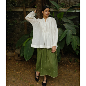 CAMISA DE LINO VINTAGE JAMDANI-NIA 100% Lino Talla Única Corte Holgado con Decoración de Botones Transpirable Moda Vintage - Product Image 3