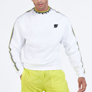 Conjunto Deportivo Ligero y Transpirable para Invierno, Estilo Casual, Tela Suave con Diseño Moderno y Minimalista - Product Image 2