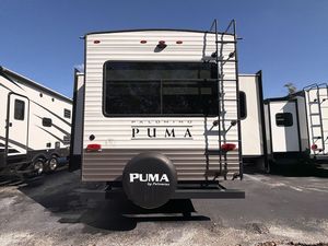 Used 2022 Palomino for RVs 37ft Tinted Safety Glass Stainless Steel Lightweight Modern 6 Person Campers Travel Trailers - Product Image 5