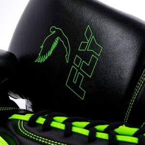 Top vente qualité supérieure mouche Super dentelle noir et vert néon gants de boxe entraînement professionnel gants de boxe en cuir véritable - Product Image 3