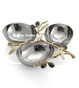 Bol de fruits de chocolat de service décoratif en métal coulé en aluminium de conception de luxe avec plateau enduit d'émail décoratif argenté - Product Image 2