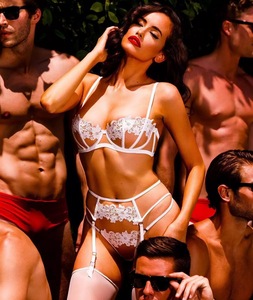 Ensemble de Lingerie Sexy Push-Up à Armatures avec <span class=keywords><strong>Porte</strong></span>-Jarretelles et Culotte, 3 Pièces, Broderie Florale, Soutien-Gorge en Résille Transparente Amovible, Taille <span class=keywords><strong>XXL</strong></span>, Non-Tissé - Product Image 2