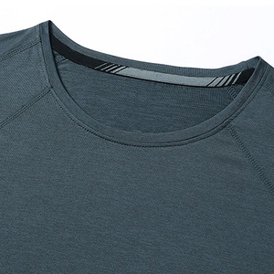 Ensemble t-shirt et short d'été pour hommes à la mode en coton respirant col rond manches courtes coupe confortable - Product Image 5