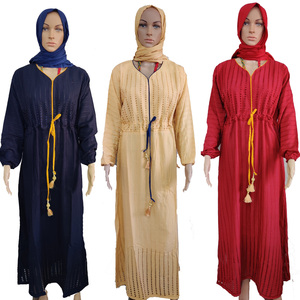 Vintage Modest Dubai <b>Kaftan</b> Jalabiyat – Floral Printed Organza Dress with <b>Sequin</b> Embroidery, Modern Islamic Wear for Women - Product Image 2