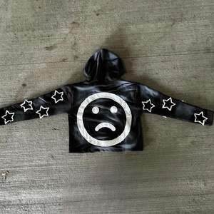 Sudadera con Capucha para Hombre, Gruesa y Pesada, 1000 Gsm, con Logotipo en Relieve, Personalizada, Color Marrón, Estilo Holgado, Sin Cordones, Tejido de Algodón - Product Image 3