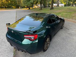 2020 Toyota 86 GT Hakone Edition Manual de 6 velocidades, en su mayoría sin modificar, Hakone Green - Product Image 2