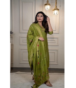 Alta calidad tradicional romana seda mano trabajo elegante hasta el suelo mujer atuendo-Kurti pantalón Dupatta conjunto para fiestas familia - Product Image 1