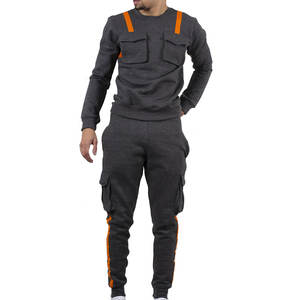 Ensemble de pantalons de survêtement en tissu doux au toucher et au design décontracté, avec des coutures durables et une qualité de port prolongée - Product Image 1