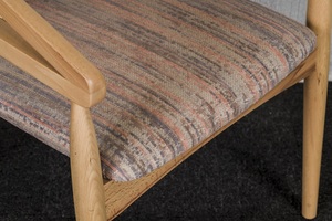 Silla moderna europea de madera, elegante solución de asiento apilable para oficina, hotel y hogar - Product Image 5