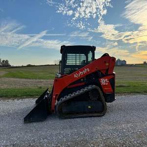Kubota Skid Steer Design compact avec performance de puissance pour l'achat-Les composants de base incluent l'engrenage du moteur de la pompe - Product Image 3