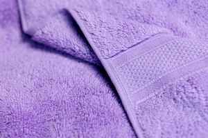 Disfrute de la mejor experiencia de secado con toallas de baño extragrandes hechas con materiales de primera calidad que ofrecen una suavidad extra. - Product Image 2