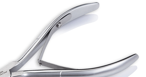 OMI ชุดกรรไกรตัดหนัง CL-203สำหรับทำเล็บมือและเล็บเท้าทำจากเหล็กสแตนเลส - Product Image 5
