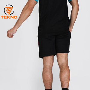 Haute qualité été t-shirts ensembles décontracté solide survêtement t-shirt et short pour hommes manches courtes ensembles de vêtements - Product Image 1