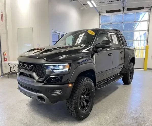 2023 RAM 1500 TRX 4WD PICKUP auto usate veloci