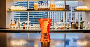 Ensemble de 4 verres à liqueur Jigger en cuivre pur finition martelée 2oz/1oz Double Jiggers-pour boire de la bière - Product Image 4