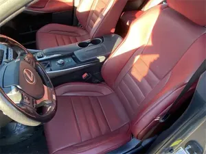 Lexus IS 300 Base 2017 d'occasion en bon état - Product Image 2