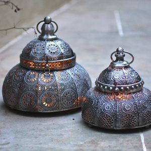 Lanterne décorative en fer unique avec aspect antique fabriqué à la main, parfaite pour la décoration de ferme rustique et de jardin extérieur - Product Image 2