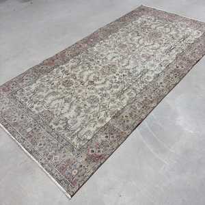 Vintage Large Rug, 4.6x9.4 ft Turkish Rug, <b>Red</b> <b>Wool</b> Rug - Product Image 2