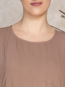 Vêtements islamiques de collection supérieure pour femmes Robe abaya en tissu polyester CYK Crickle Khimar pour femmes chez Wholesale Supply - Product Image 3