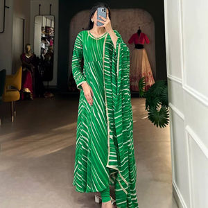 ชุดยาว anarkali สีเขียวพร้อมแพดเดรสแขนยาวพิมพ์ลาย organza สำหรับงานปาร์ตี้ - Product Image 1