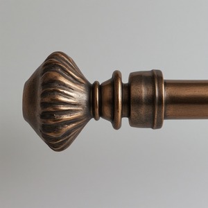 Poteau à rideau en métal simple Regal Line fabriqué à la main revêtement en laiton fini offrant une force d'aspect royal riche héritage durable - Product Image 3