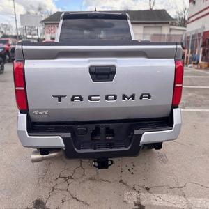 PRECIO IMPECABLE PARA Toyota Tacoma SR5 2025 - Product Image 3