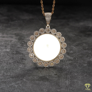 Pendentif photo plaqué or personnalisé Grand cercle rond Médaille de style hip-hop avec diamant Cadeau d'anniversaire pour homme - Product Image 4