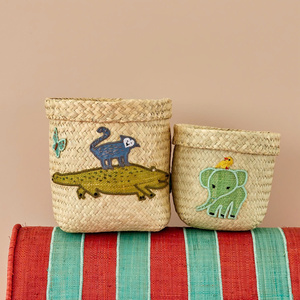 คอลเลกชันล่าสุดของเราของตะกร้าปักจากเวียดนามรวบรวมงานฝีมือดั้งเดิมและการออกแบบที่ทันสมัย - Product Image 4