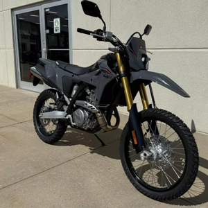 Haute qualité Nouveau 2025 Suzukis DRZ 4S PRÊT À ÊTRE EXPÉDIÉ DANS LE MONDE ENTIER 2025 - Product Image 1