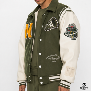 Chaqueta Varsity Unisex SINEWY SPORTS Color Oliva, Diseño con Parche de Letra N Bordada, Cuello Camisero, Corte Regular, Estilo Preppy, Invierno - Product Image 1