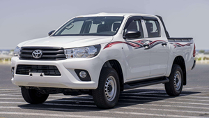 Oferta Especial: Toyota Hilux DC 2.4D MT 4x4 2025 Usada, con Ventanas Eléctricas, Color Blanco - Product Image 4