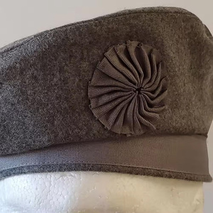 Bonnet écossais traditionnel Casquettes avec des rubans latéraux en laine et des bonnets toorie top Caps à vendre à bas prix - Product Image 6