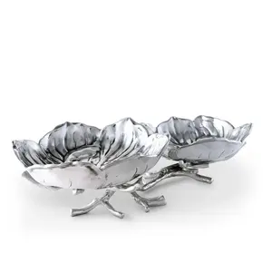 Bol en métal artisanal élégant pour décoration de table, tendance mondiale, idéal pour le service et les cadeaux, plaqué et sûr. - Product Image 3