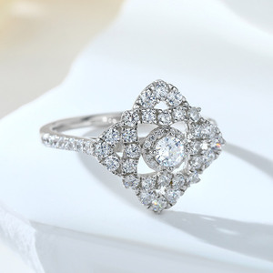 Vente en gros Christian Zircon Fiançailles Anniversaire Fête & Cadeau 925 Collier en argent sterling et boucles d'oreilles Ensemble de bijoux - Product Image 2