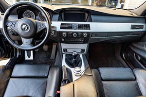 2008 B-M-W M-5 - Product Image 6