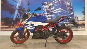 Motocicleta Deportiva Estilo G310R 2025 - Product Image 3