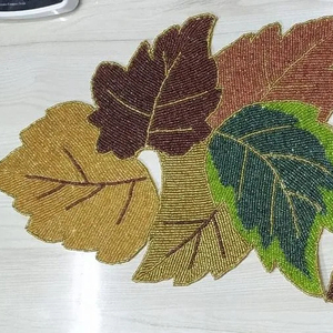 Chemin de Table décoratif en perles de taille personnalisée avec le prix le plus bas fournisseur en vrac et fabrication par réfractex fabriqué en inde f - Product Image 1