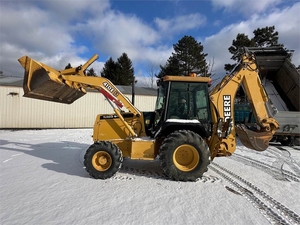 Chargeuses-pelleteuses John Deere 310 SJ d'occasion à vendre - Product Image 3