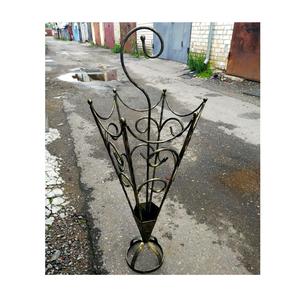 Support de parapluie en métal robuste avec cadre en acier renforcé, parfait pour les patios extérieurs, les jardins et l'utilisation en marché - Product Image 3