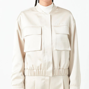 Chaqueta universitaria de satén económica para mujer, chaqueta universitaria de satén de lona ligera transpirable a bajo precio - Product Image 1