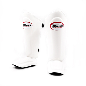 Espinilleras Twins de Cuero Genuino con Diseño Personalizado de Alta Calidad, Logotipo a Color, Cierre de Velcro para Muay Thai y Artes Marciales - Product Image 2