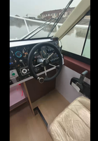 Bateau de pêche à moteur en aluminium soudé durable de 7,2 m (24 pi) avec cabine de luxe, yacht sportif certifié CE pour la navigation en haute mer