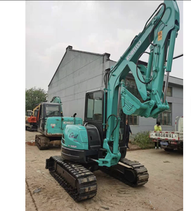 Excavadora de cadenas Kobelcco K55SR usada con motor diésel EURO 5 y sistema hidráulico completo, motor y bomba, en venta en Europa - Product Image 4