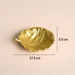 Cuenco de hoja de frutas secas de aluminio dorado único hecho a mano hermoso patrón ovalado decoración de oficina en casa y regalo de cumpleaños - Product Image 3