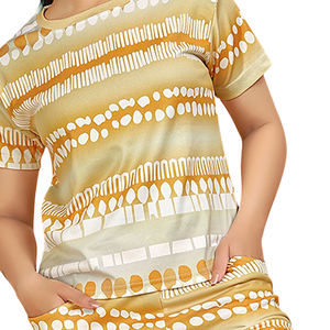 Servicio OEM disponible Chándal de verano para damas Conjunto de la mejor calidad Mangas cortas Mujeres Chándal de verano hecho a medida - Product Image 4