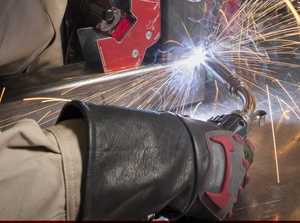 ถุงมือนิรภัยแบบตัดทนแรงกระแทกแบบ2025ถุงมือเชื่อมแบบกรงม้วนหนังวัวสำหรับการก่อสร้าง - Product Image 5